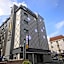 hotel box