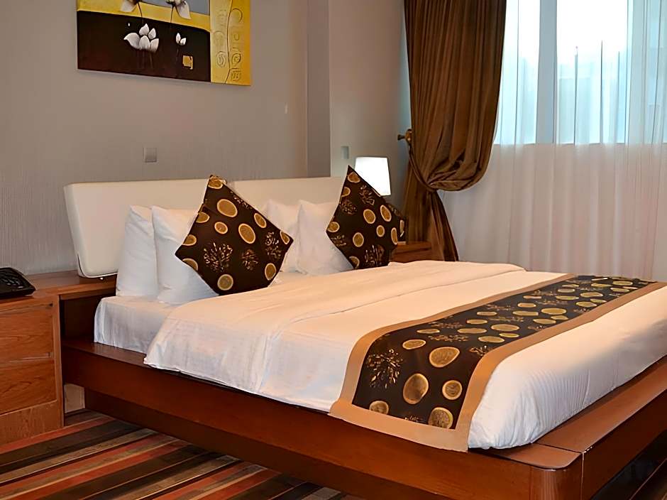 Al Mansour Plaza Hotel