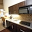 Brewhouse Inn And Suites