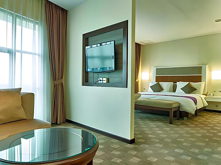 President Executive Club – Bekasi, ID