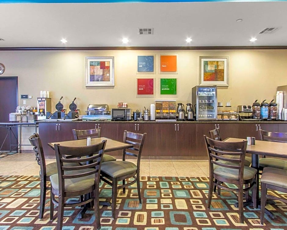 Comfort Inn & Suites Airport Oklahoma City