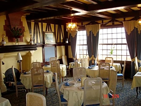 Logis Hotel Le Bellevue