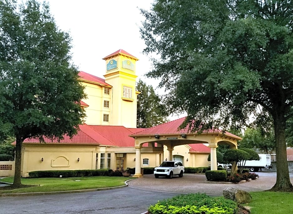 La Quinta Inn & Suites by Wyndham Memphis Primacy Parkway