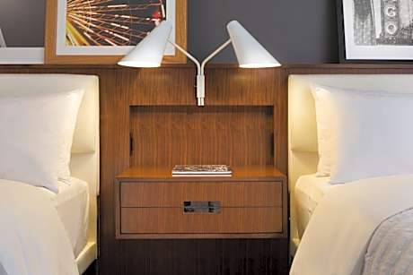 Queen Room with Two Queen Beds - Concierge Level