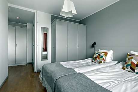 One-Bedroom Apartment with City View