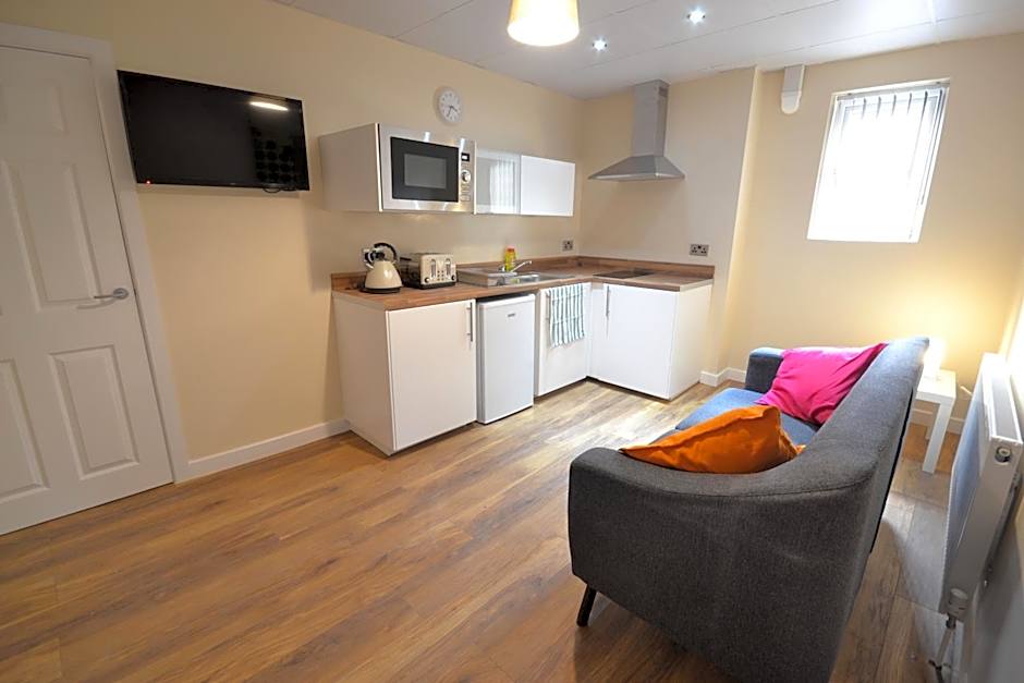 Premier Lodge Central