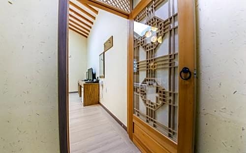 Jeonju Hanok Hotel Kung
