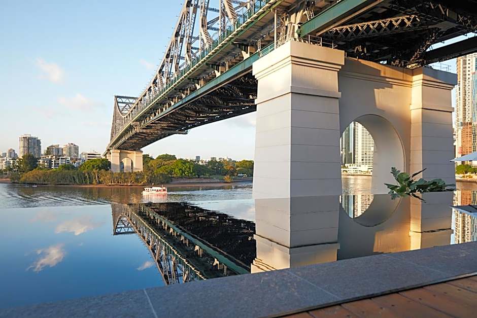 Crystalbrook Vincent