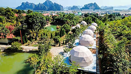 Bai Tu Long Mountain Resort