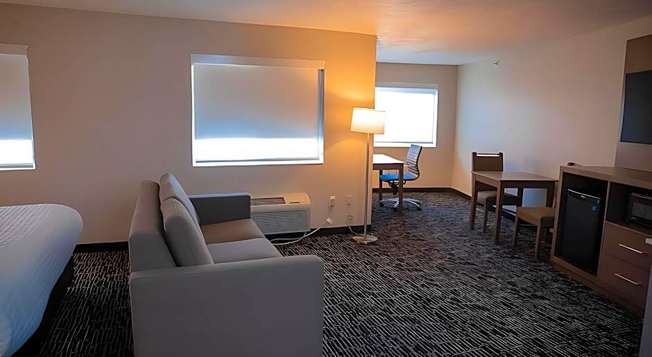 Clarion Pointe Indianapolis Airport