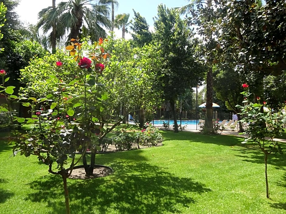 Duniya Hotel