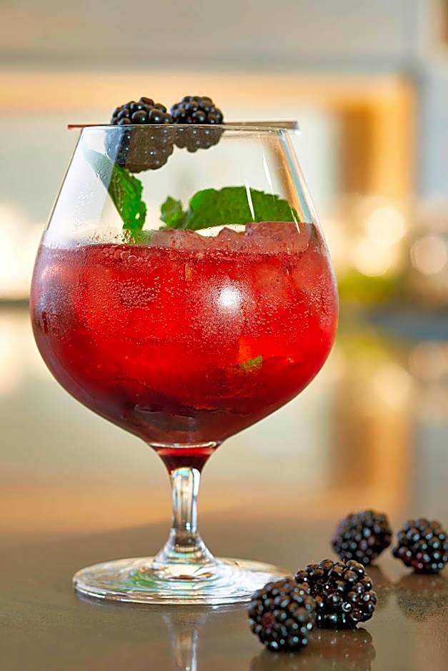 AC Hotel by Marriott Seattle Bellevue/Downtown