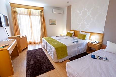 Twin Room with Extra Bed