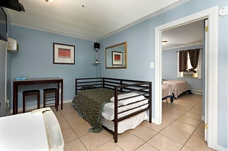 One Bedroom Suite 