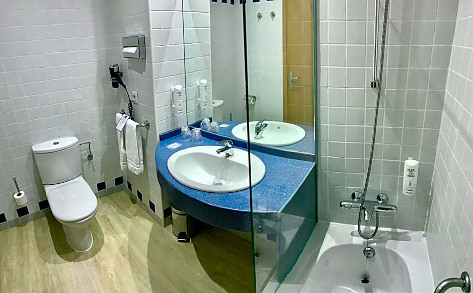 Holiday Inn Express Ciudad de las Ciencias By IHG