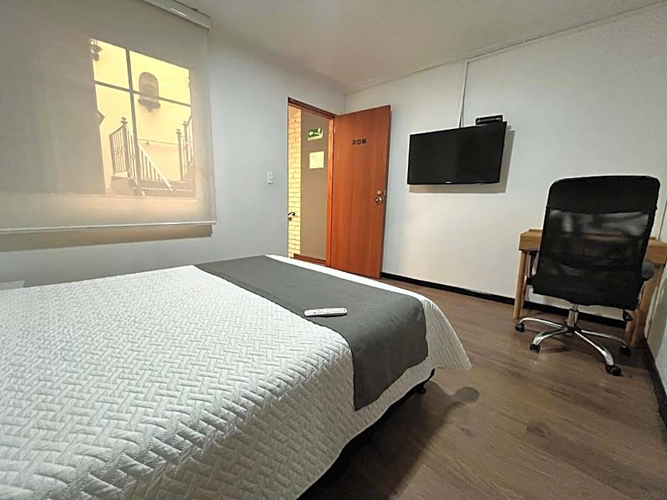 Ayenda 1032 Titas House