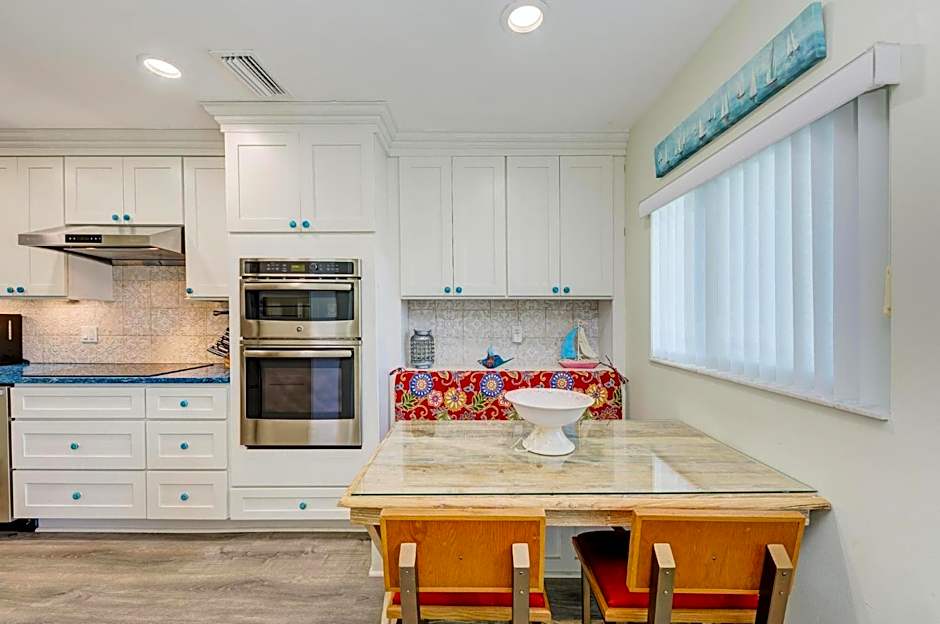 Anna Maria Island Beach Palms 5B