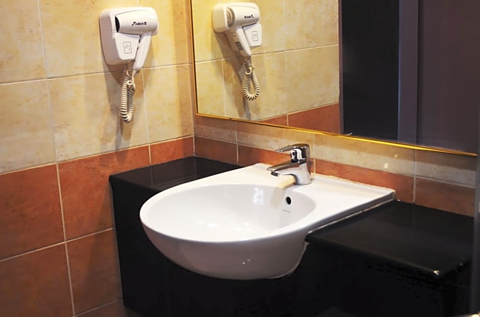 Lintas Plaza Boutique Hotel
