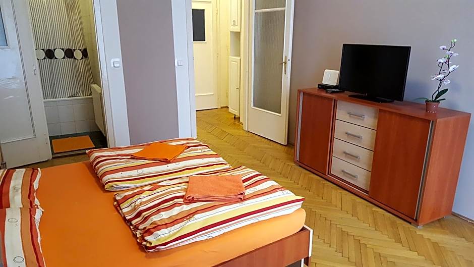 Boomerang Hostel