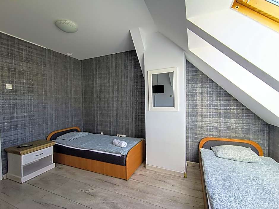 Fitness Hostel - darmowy parking