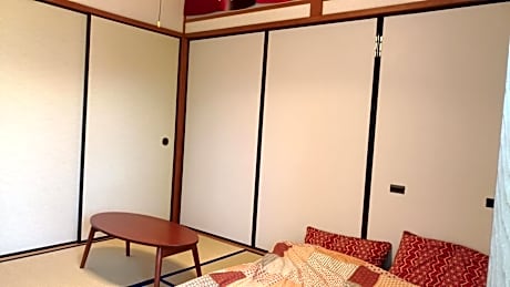 202 Traditional Tatami Double Room