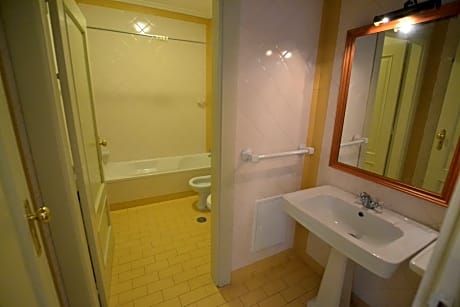 Family room standard