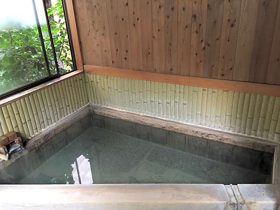 J-Hoppers Kumano Yunomine Guesthouse