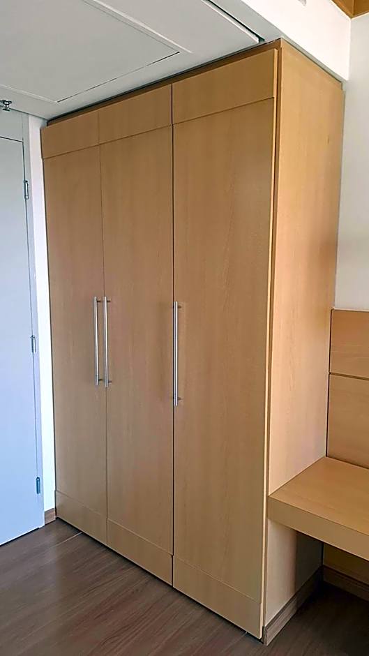 FLAT in HOTEL 4 ESTRELAS - CORAÇÃO DA FARIA LIMA - ÓTIMA LOCALIZAÇÃO, PISCINA E SAUNA