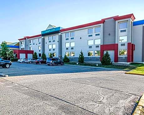 Quality Inn & Conference Centre Red Deer - 50th Avenue