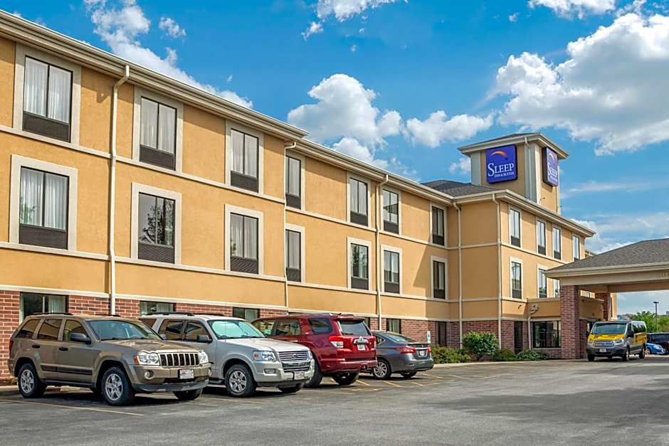Sleep Inn & Suites Milwaukee Airport