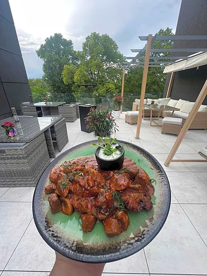 Apartamenty Katowice by Lantier - Swimming Pool Zone