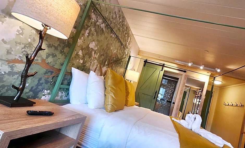 Arbors at Island Landing Hotel & Suites