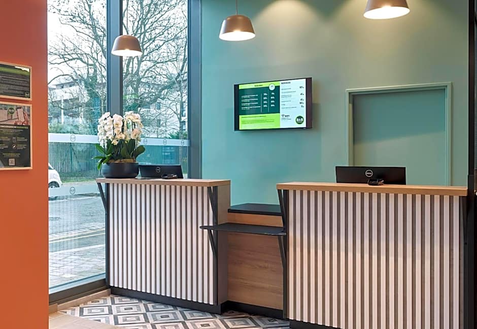 B&B HOTEL Versailles Rocquencourt