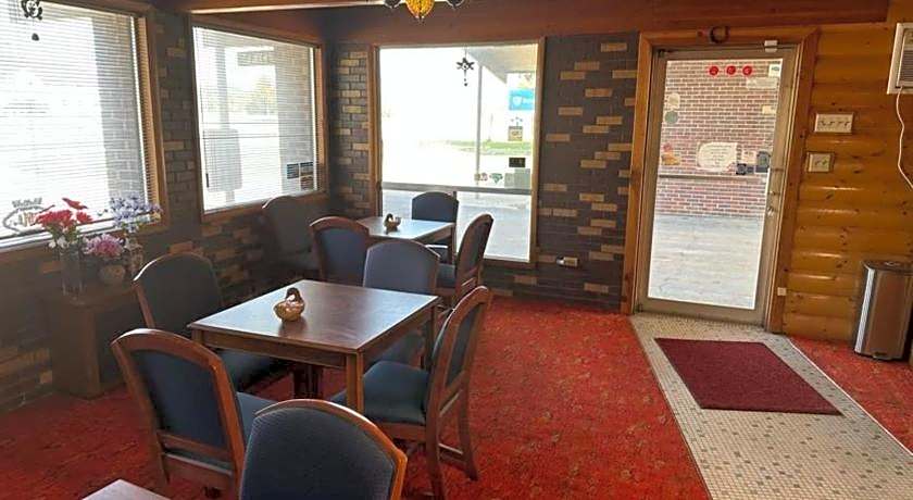 Love Hotels Western Holiday by OYO at Harlan Lake NE