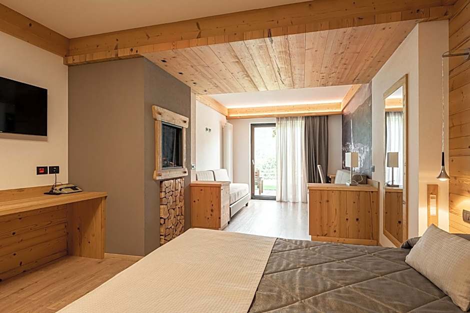 Photo 1 of 4 of Junior Suite, Garden View