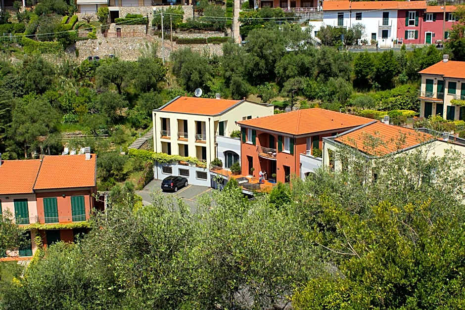 Baia Blu RTA Residence