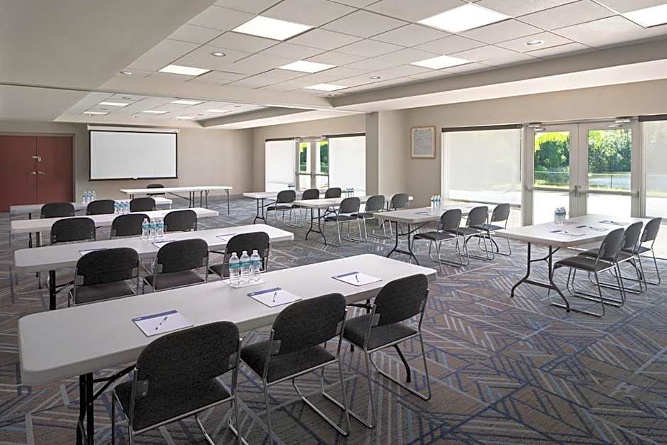 Holiday Inn Express Hotel & Suites Chaffee - Jacksonville West By IHG