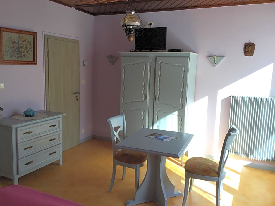 Chambres d'hôtes Les Cigognes
