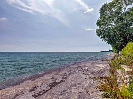 Wind & Waves - Wellington waterfront with Satellite TV & fire pit