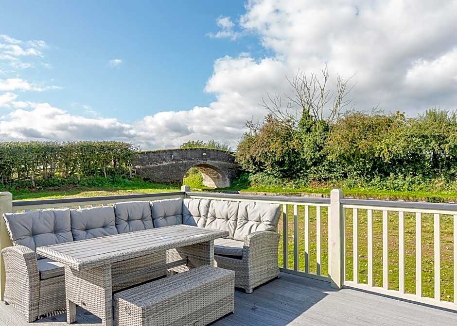 Winston Farm Lodges