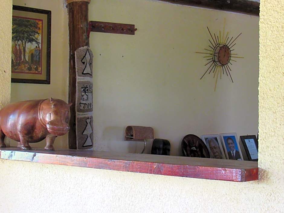 African Sunrise Lodge and Campsite