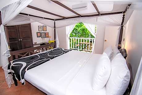 Superior Double Room with Balcony