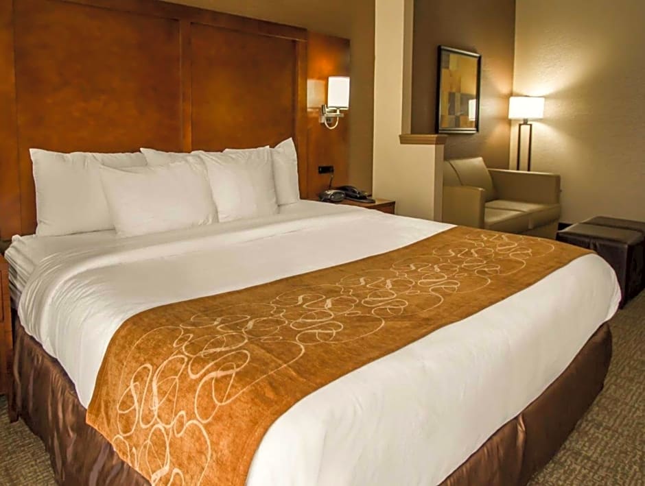 Quality Suites NYC Gateway