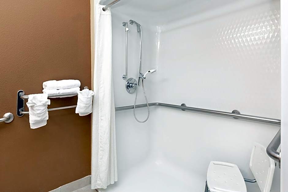 Microtel Inn & Suites by Wyndham Scott Lafayette