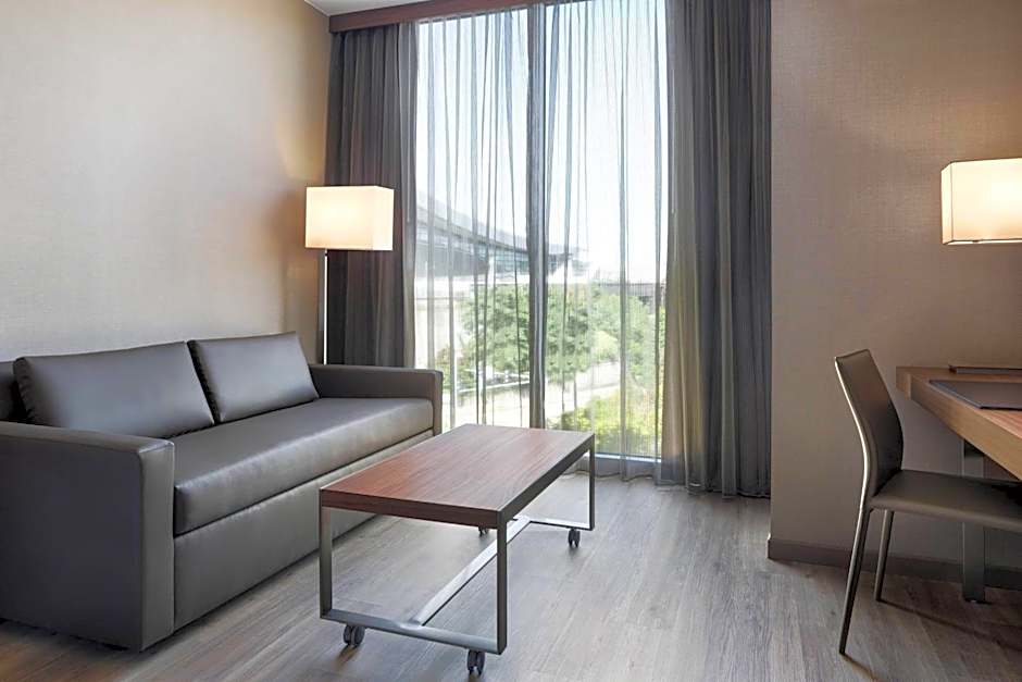 AC Hotel by Marriott Pittsburgh Downtown