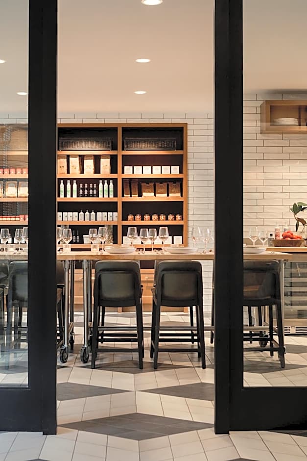 Kimpton Harper Hotel By IHG