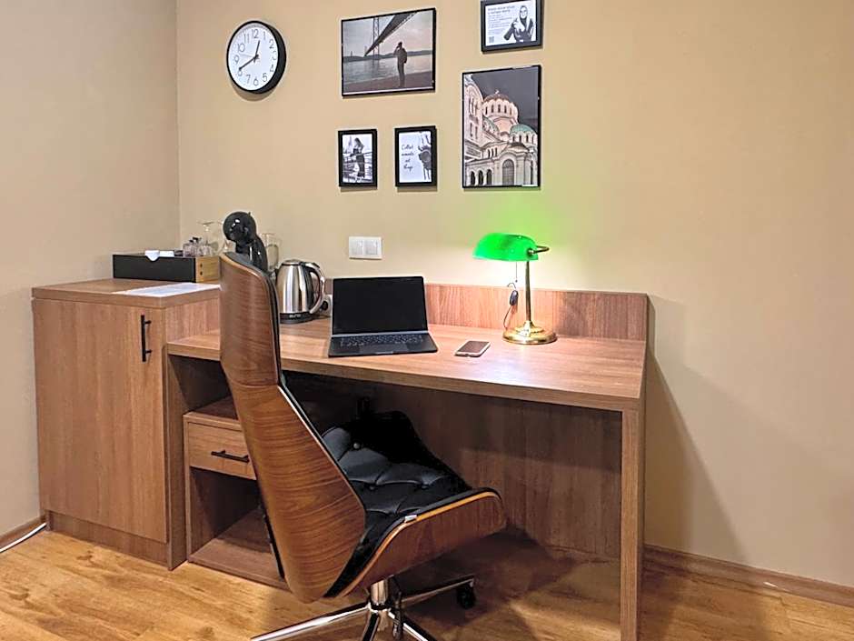 Apartments Sofia Airport free shuttle and parking