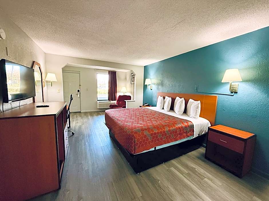 Luxury Inn & Suites