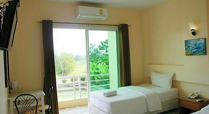 Sakaeogarden Hotel