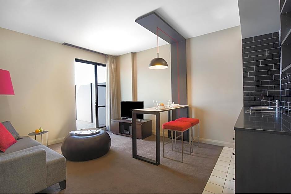 Mantra Hindmarsh Square